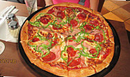 Boston Pizza food