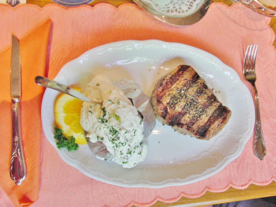 restaurant image