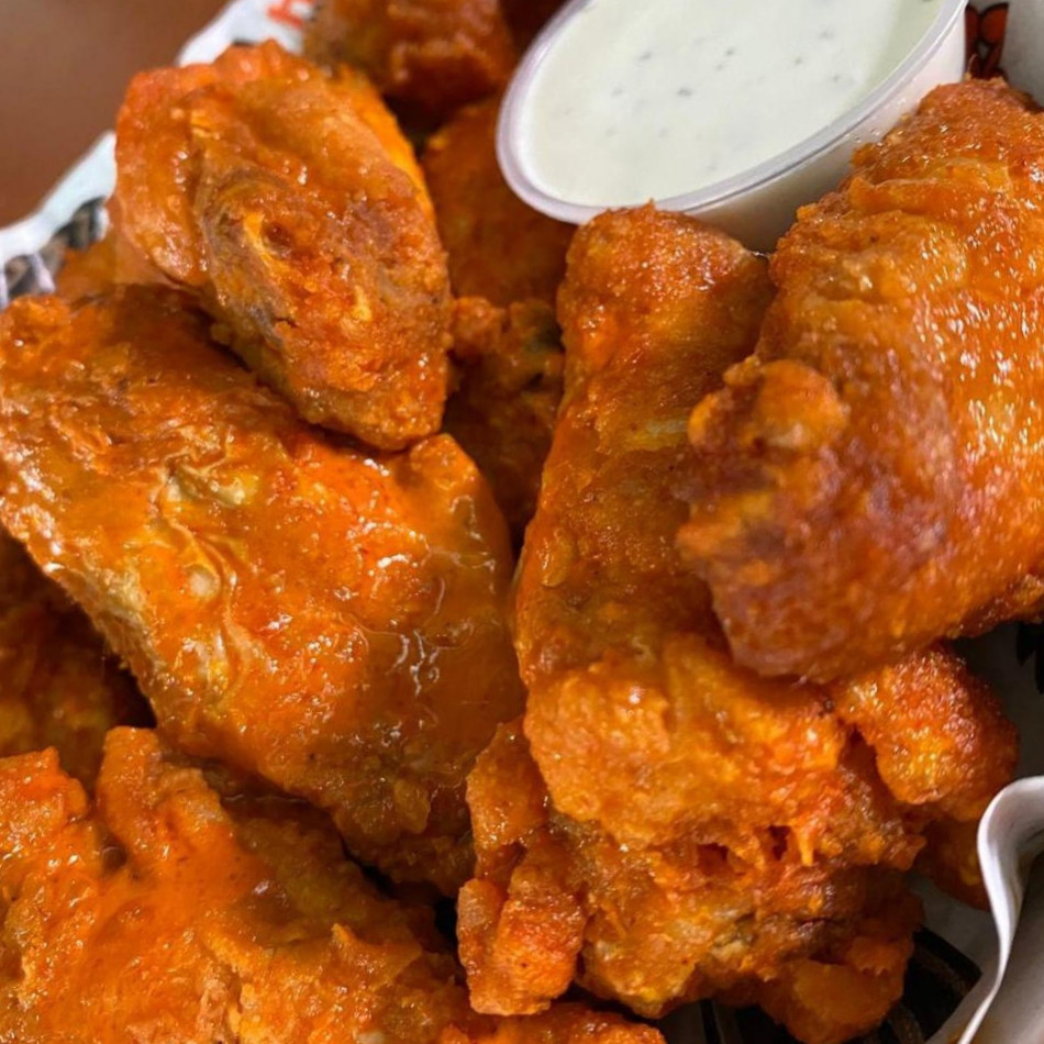 Hooters