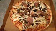 Olla Pizza food