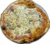 Pizzaria Italia food