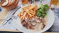 Le Grand Café food