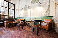Jamie's Italian inside