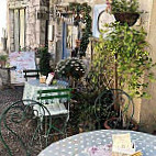 Shabby Chic Corner inside