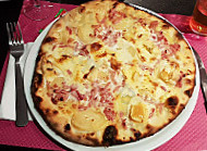 Le Pizz' food