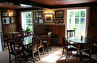 The White Hart inside