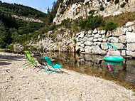 Camping Les Airelles food