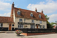 The Three Horseshoes Public House outside