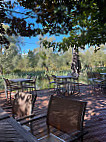 Les Etangs De L'abbaye inside