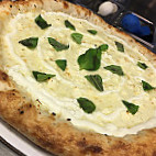 Great White Pizza food