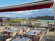 Hotel Restaurant de la Pointe du Grouin inside