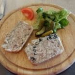 Le Relais Des Arbelats food