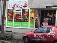 Thasiana Thai Wok outside