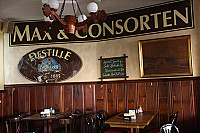 Max & Consorten inside