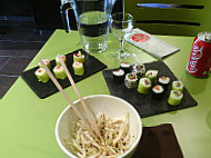 Les Sushi de Marie food