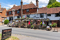 The Kings Head outside