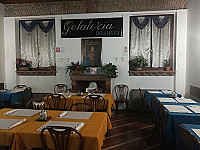 Pizzeria Orsucci inside