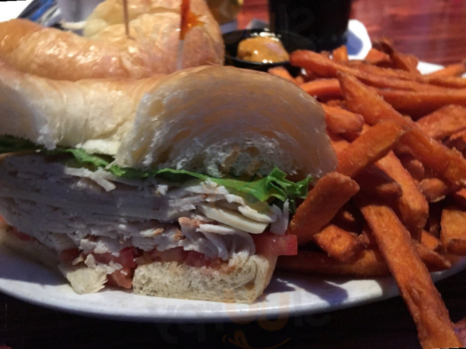 Majerle's Sports Grill