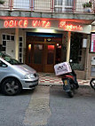 Dolce Vita outside