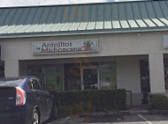 Antojitos La Michoacana outside