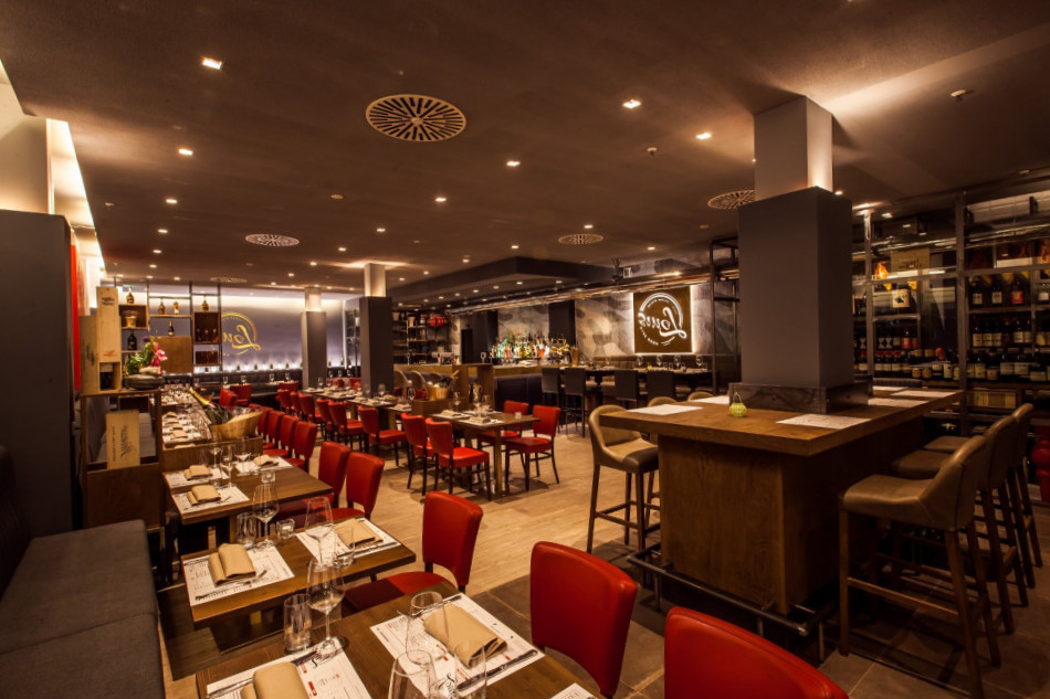 Louis Casual Italian Dining