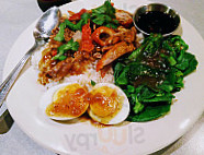 Khun Ay Thai Cafe food