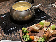 The Melting Pot Edmonton food