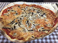 Pizzeria Pallone food