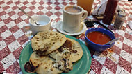 La Pupusa Alegre food