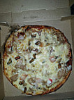 Oliver's Pizza  food