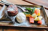 Hans im Glück food