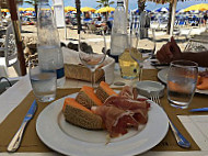 La Taverna Del Conchiglia Beach food