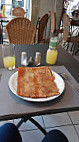 Creperie Luc Breton food