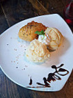 Leng Thai food