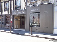 La Gazette outside