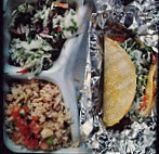 Wahoo's Fish Taco food