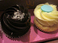 Kara's Cupcakes food