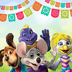 Chuck E. Cheese food