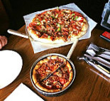 Uno Pizzeria & Grill food