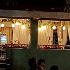 Señor Paco Ph outside