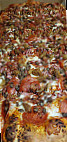 Fox's Pizza Den food