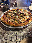 Manatees Pizza food