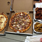 Bruno's Pizza & Wings food