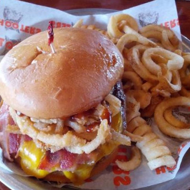 Hooters