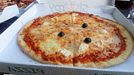 Pizza Marina food