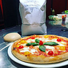 Pizza Flash Di Fiore Edoardo food