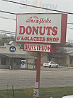 Snowflake Donuts outside