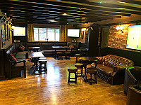 The Oddfellows Arms inside