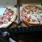 Pizza Hut food