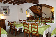 Auberge Le Saint Jean food